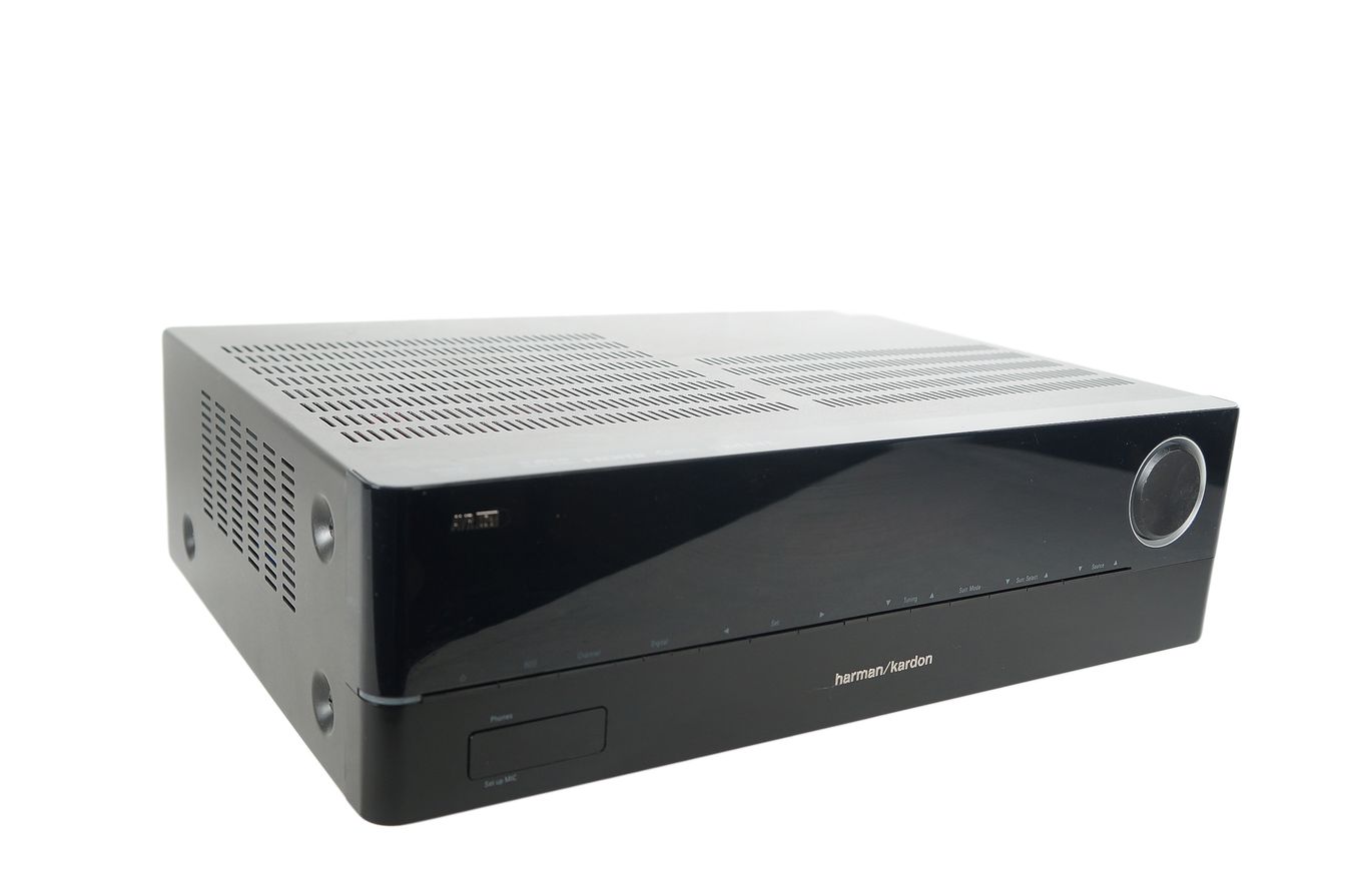Harman_Kardon_AVR_171_7.2_A-V_Receiver_Schwarz_04