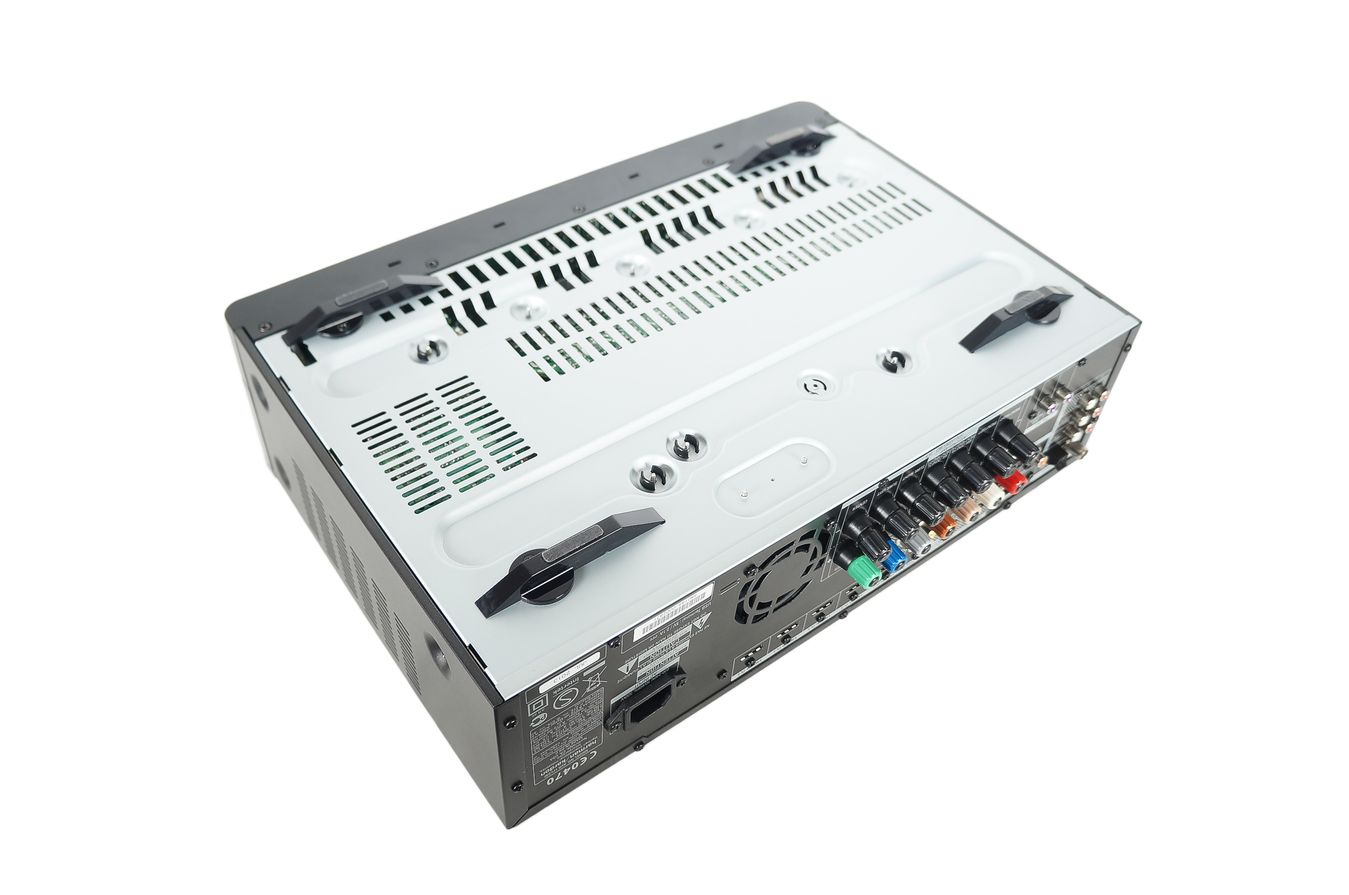 Harman_Kardon_AVR_171_7.2_A-V_Receiver_Schwarz_09