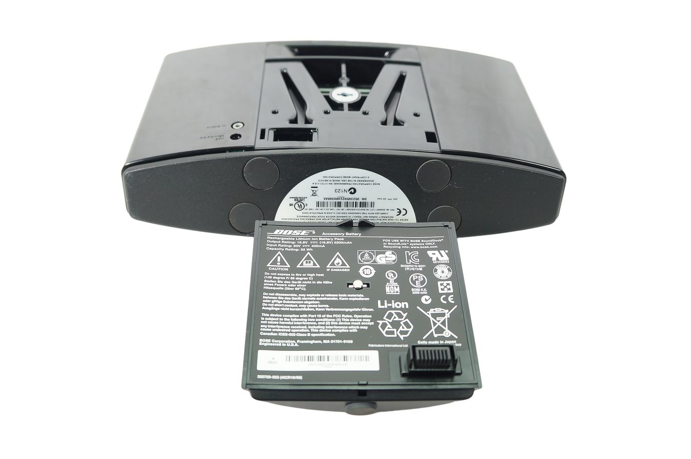 Bose_SoundDock_Portable_Digital_Music_System_07_result