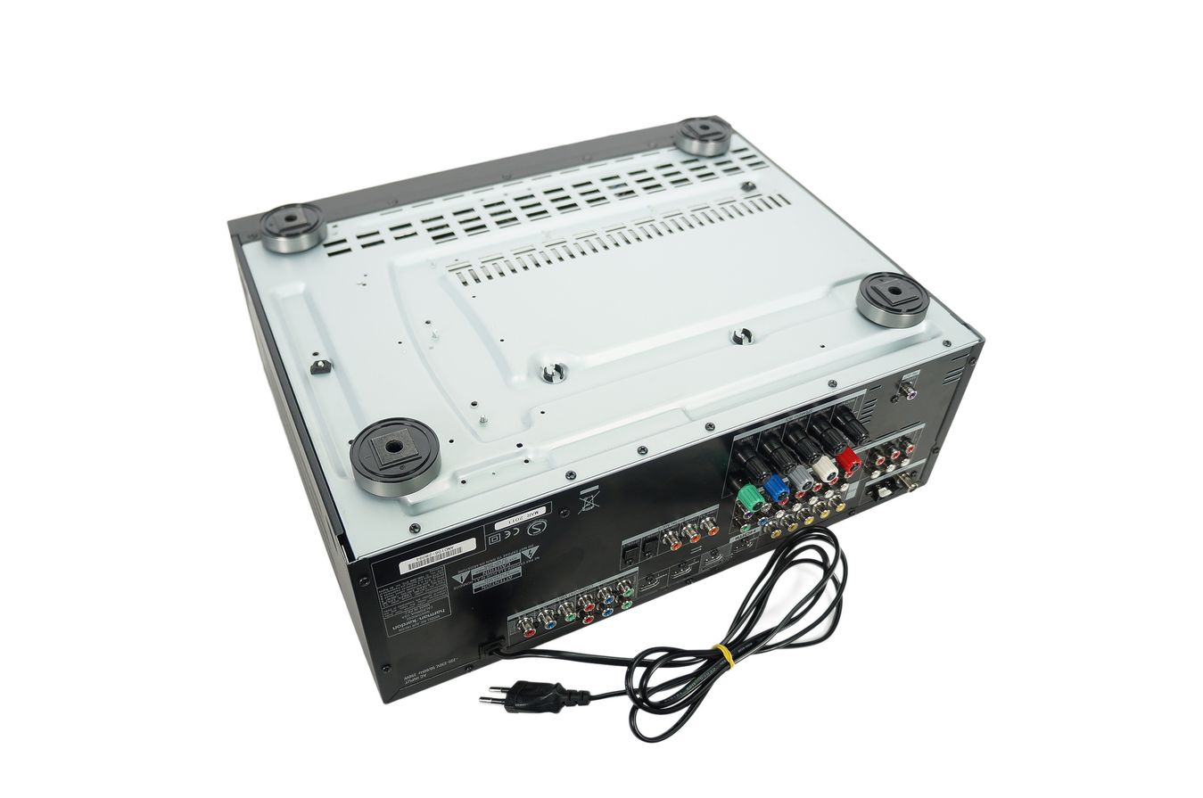 Harman_Kardon_AVR_142_5.1_AV_Receiver_09