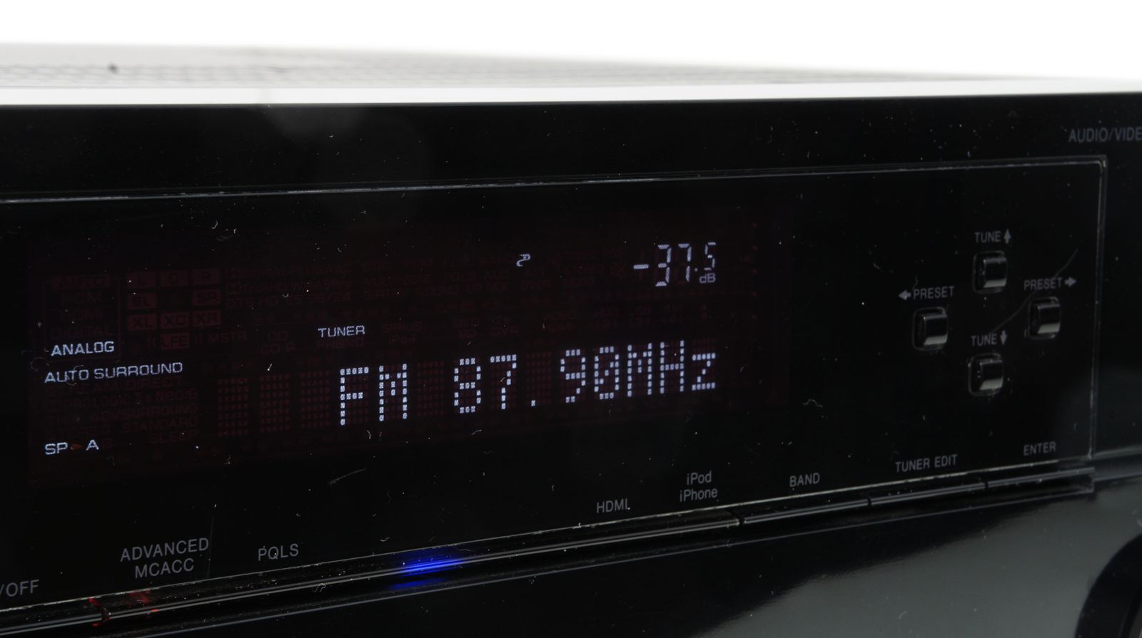 Pioneer_VSX-920-K_7.1_A-V-Receiver_Schwarz_mit_Mikrofon_10_result