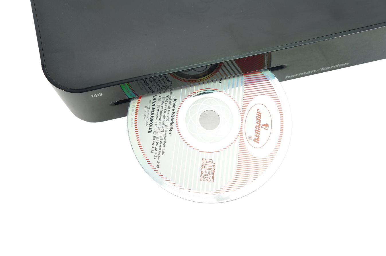 Harman_Kardon_2.1_BDS_277_Receiver_Blu-Ray_03