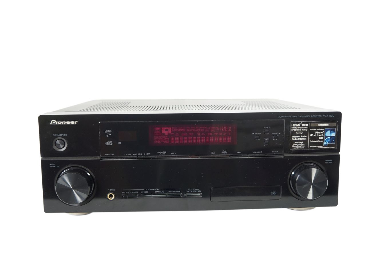 Pioneer_VSX-920-K_7.1_A-V-Receiver_Schwarz_mit_Mikrofon_08_result