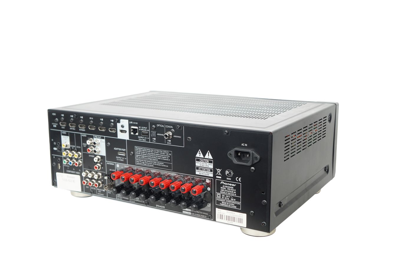 Pioneer_VSX-922-K_Netzwerk_7.1_AV-Receiver_Schwarz_mit_Mikrofon_08_result