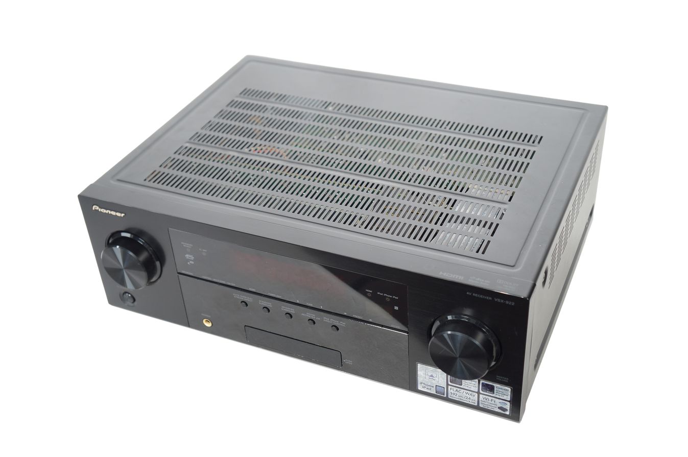 Pioneer_VSX-922-K_Netzwerk_7.1_AV-Receiver_Schwarz_mit_Mikrofon_10_result