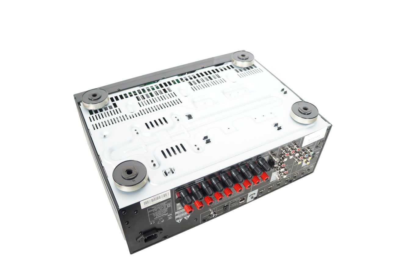 Pioneer_VSX-922-K_Netzwerk_7.1_AV-Receiver_Schwarz_mit_Mikrofon_11_result
