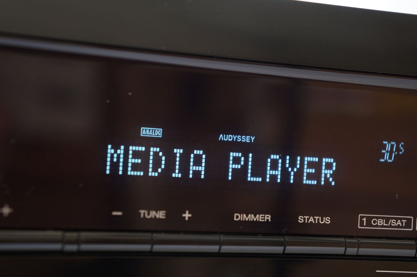 Denon_AVR-X1000_HDMI_Netzwerk_AV-Receiver_mit_Internet_Radio_02_result