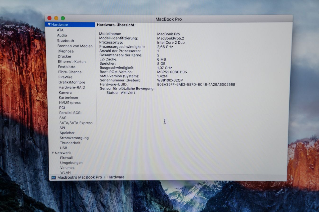 Apple_MacBook_Pro_17_2009_Core_2_Duo_266Ghz__8GbDDR3_SSD256_Nvidia_9600M_512_03