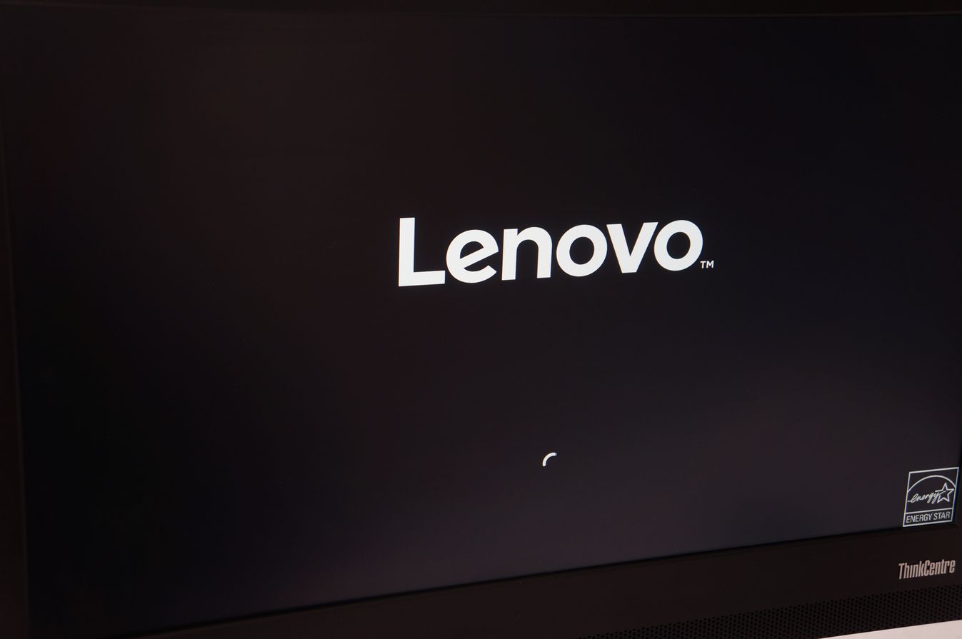 Lenovo_AiO_PC_ThinkCenter_M800Z_i5-6400_8GB_RAM_500_GB_SSD_02_result
