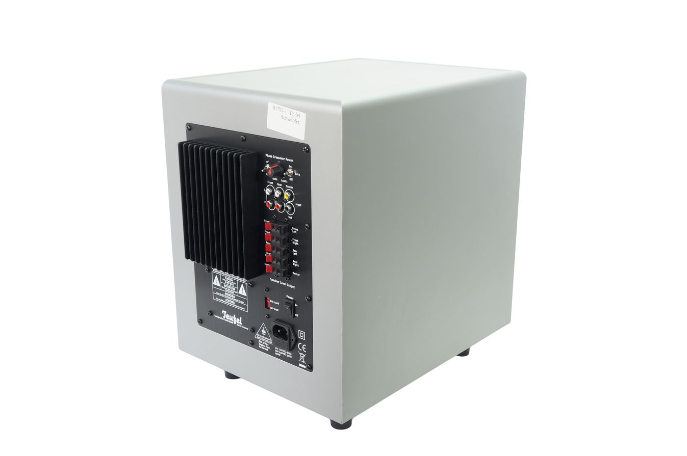 Teufel_Concept_E_Magnum_Power_Edition_Subwoofer_CEM_500_SW_Aktiv_Silber_05