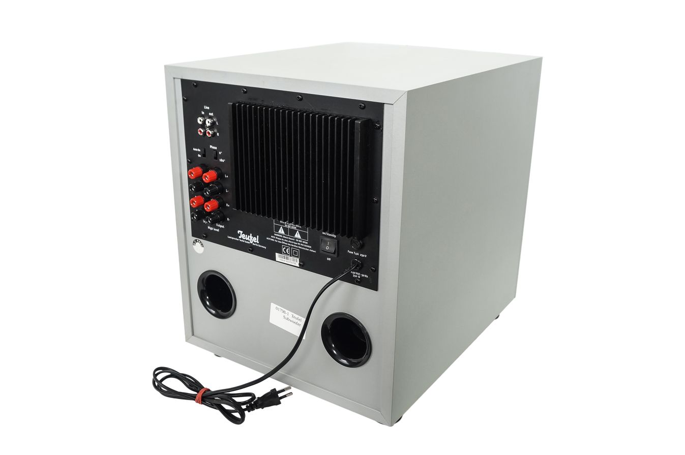 Teufel_Concept_S_Aktiver_Subwoofer_Silber_04_result