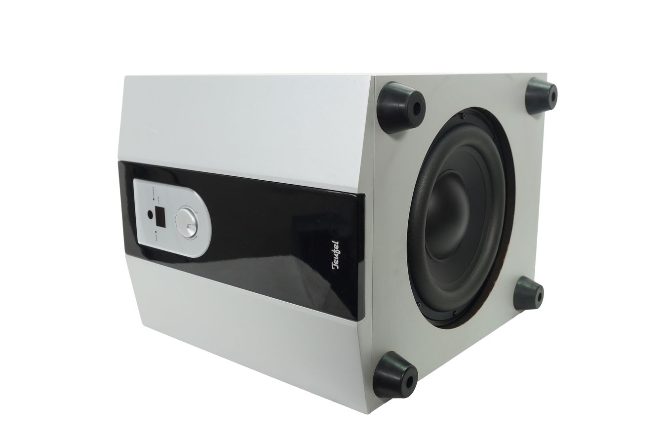 Teufel_Concept_S_Aktiver_Subwoofer_Silber_08_result