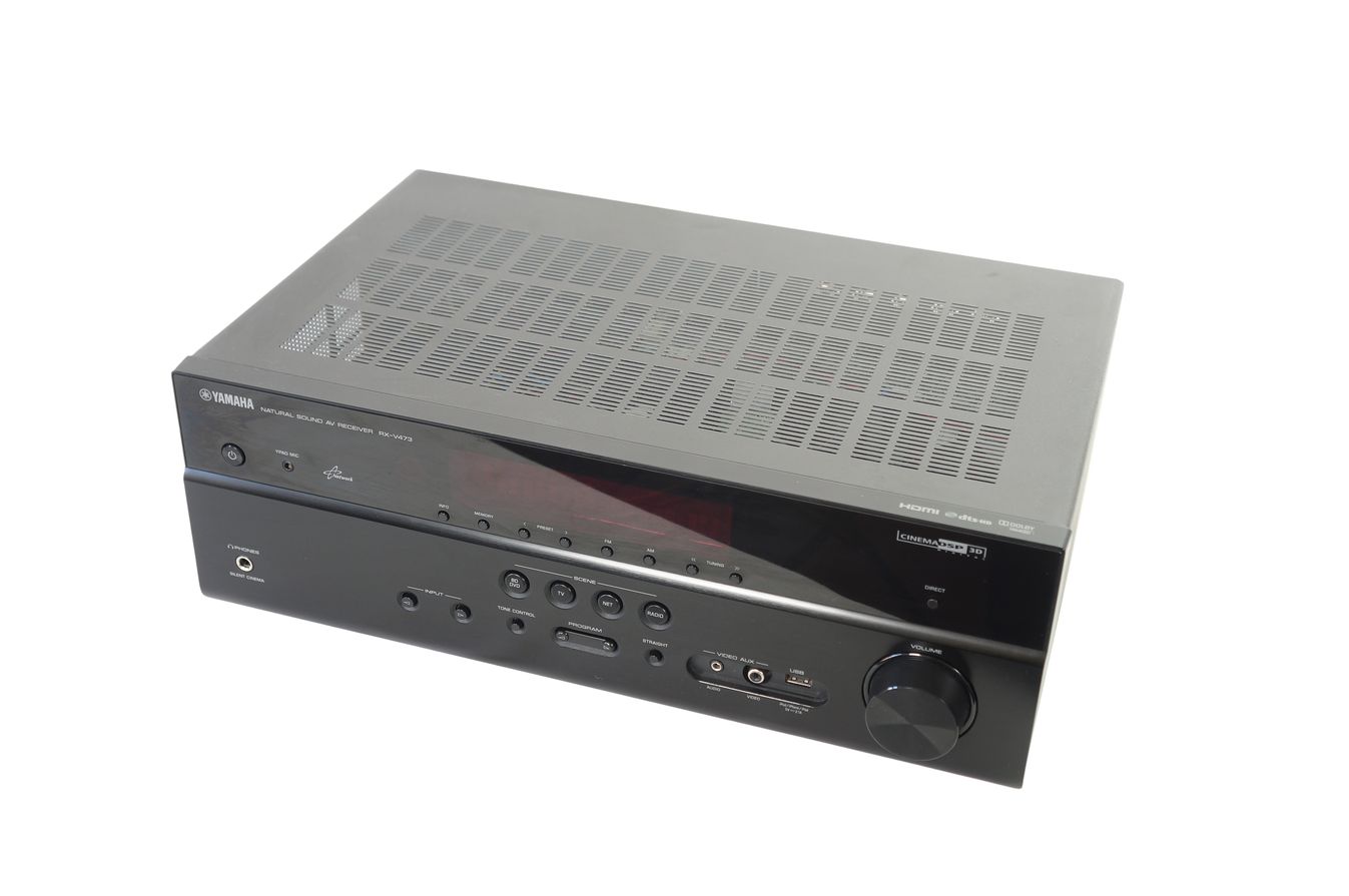 Yamaha_RX-V473_5.1_AV-Receiver_Schwarz_mit_Mikrofon_08_result