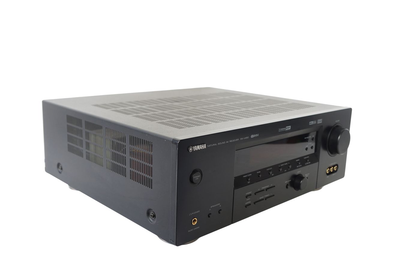 Yamaha_RX-V450_6.1_AV_Receiver_Schwarz_02_result