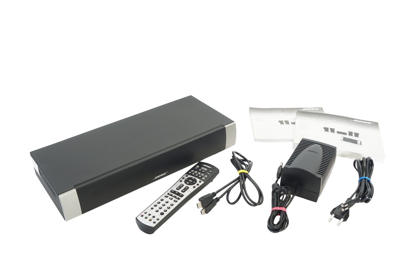 Bose_Media_Center_MC1_Steuerkonsole_Lifestyle_V10_V30_V20_02_result