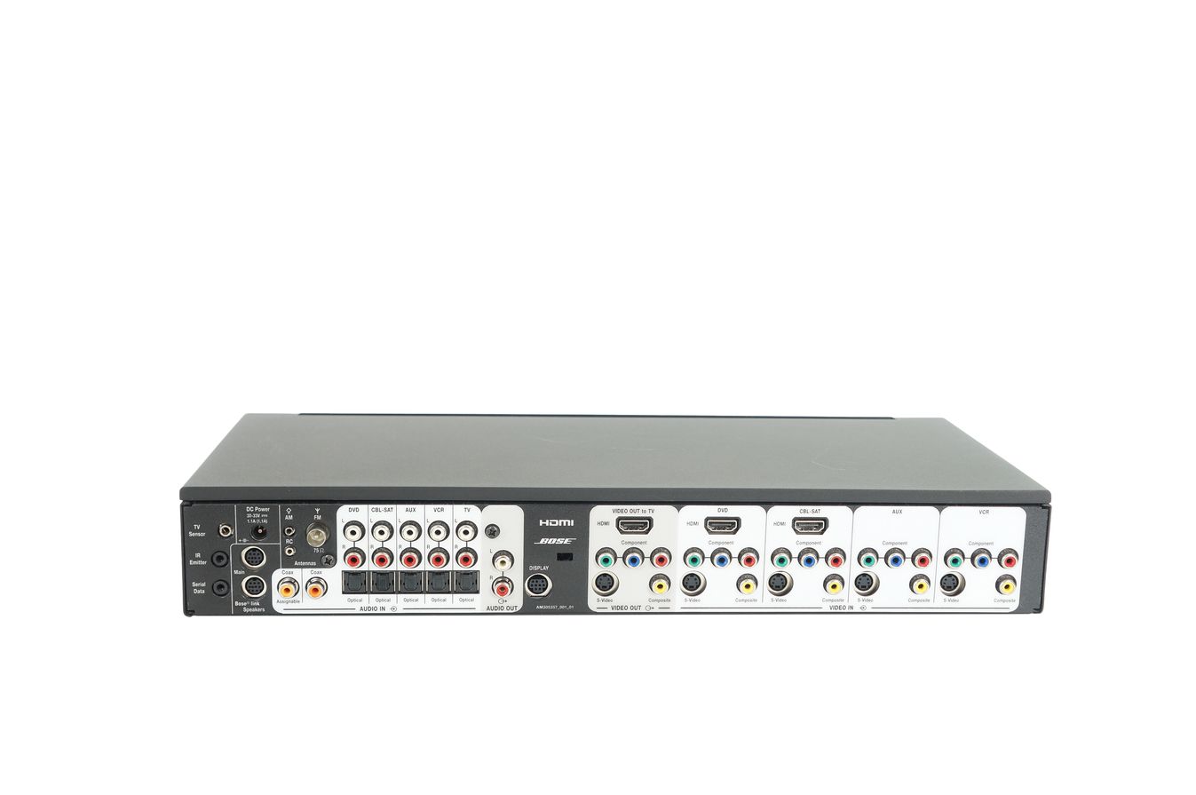 Bose_Media_Center_MC1_Steuerkonsole_Lifestyle_V10_V30_V20_09_result