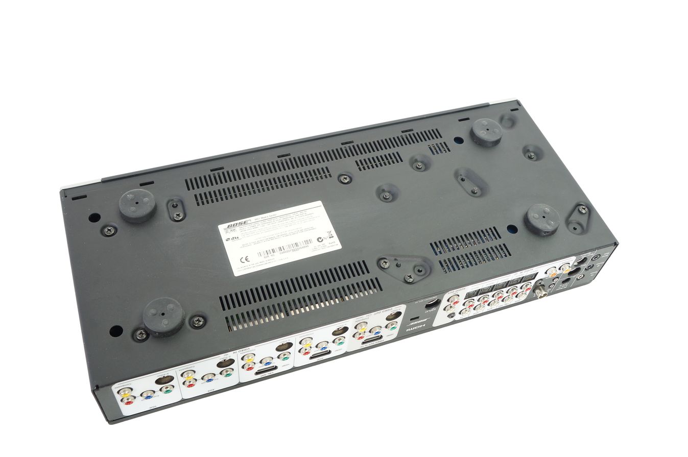 Bose_Media_Center_MC1_Steuerkonsole_Lifestyle_V10_V30_V20_11_result