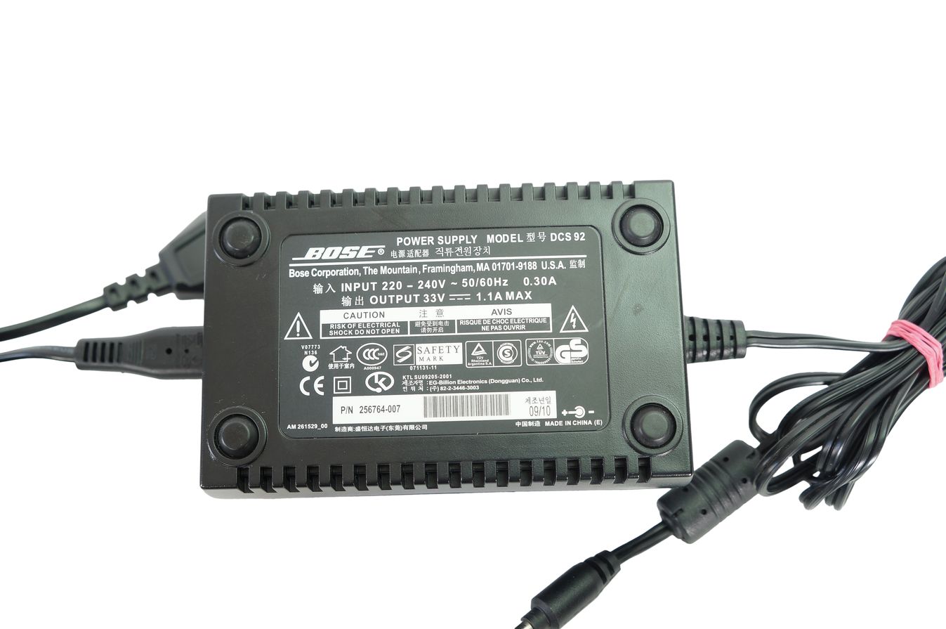Bose_Media_Center_MC1_Steuerkonsole_Lifestyle_V10_V30_V20_12_result