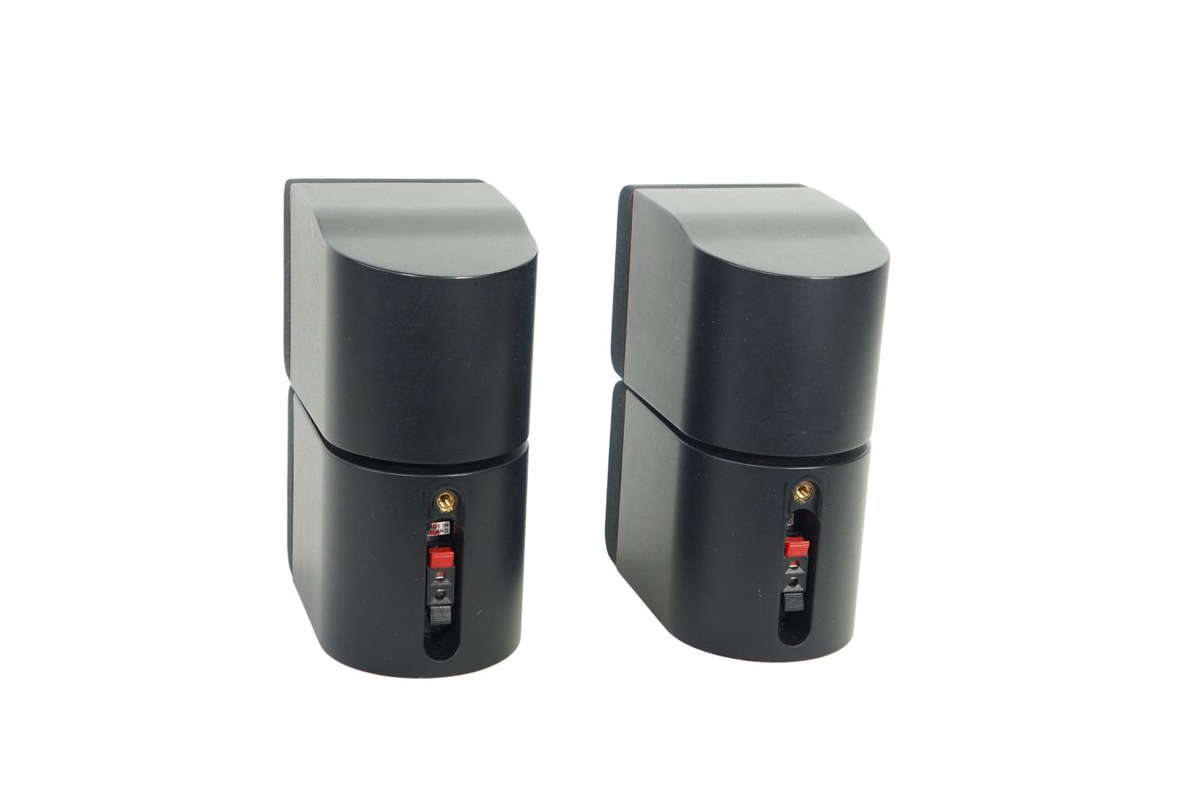 2x_Bose_Acoustimass_Doppelcubes_Series_II_Lautsprecher_Boxen_mit_roten_Ran_rv4B1EJ