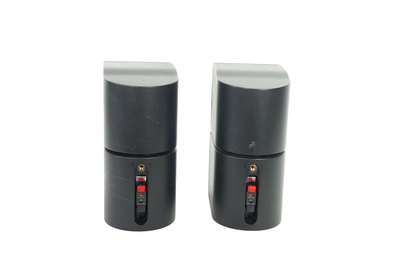 2x_Bose_Acoustimass_Doppelcubes_Series_II_Lautsprecher_Boxen_mit_roten_Ran_jvmCqrV