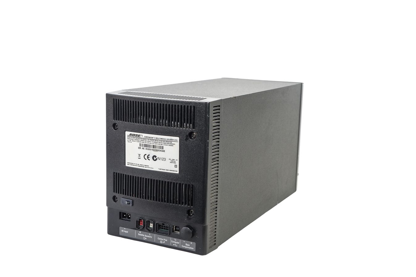 Bose_Companion_5_Multimedia_Speaker_System_02_result