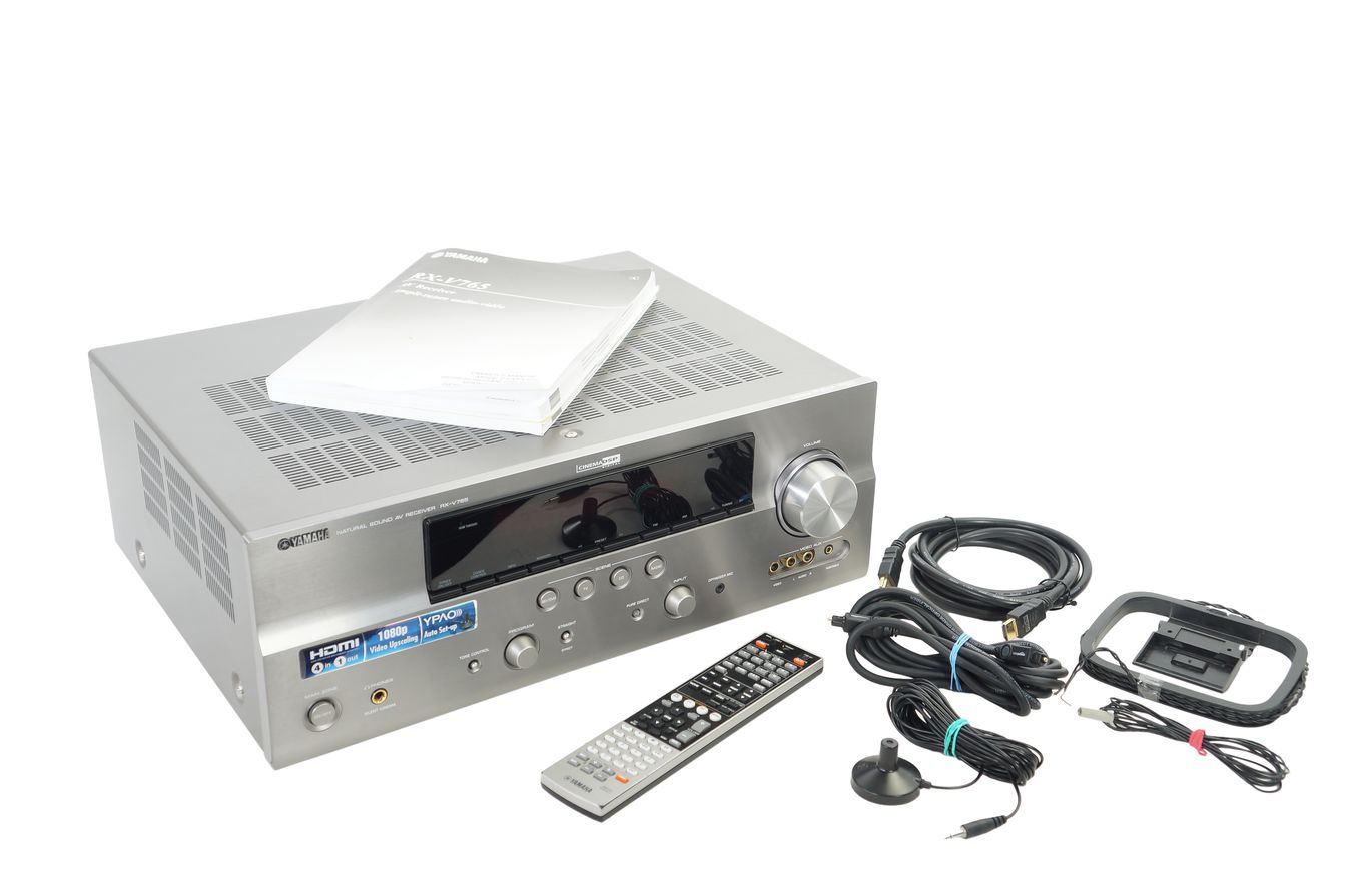 Yamaha_RX-V765_Digital_7.1_Heimkino_AV_Receiver_Silber_03_result