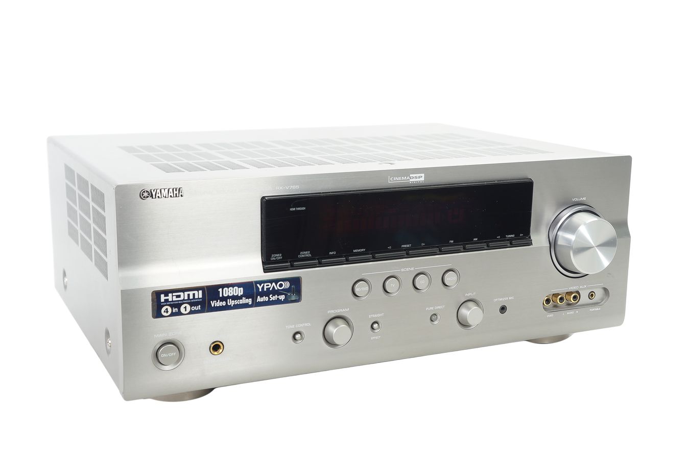 Yamaha_RX-V765_Digital_7.1_Heimkino_AV_Receiver_Silber_04_result