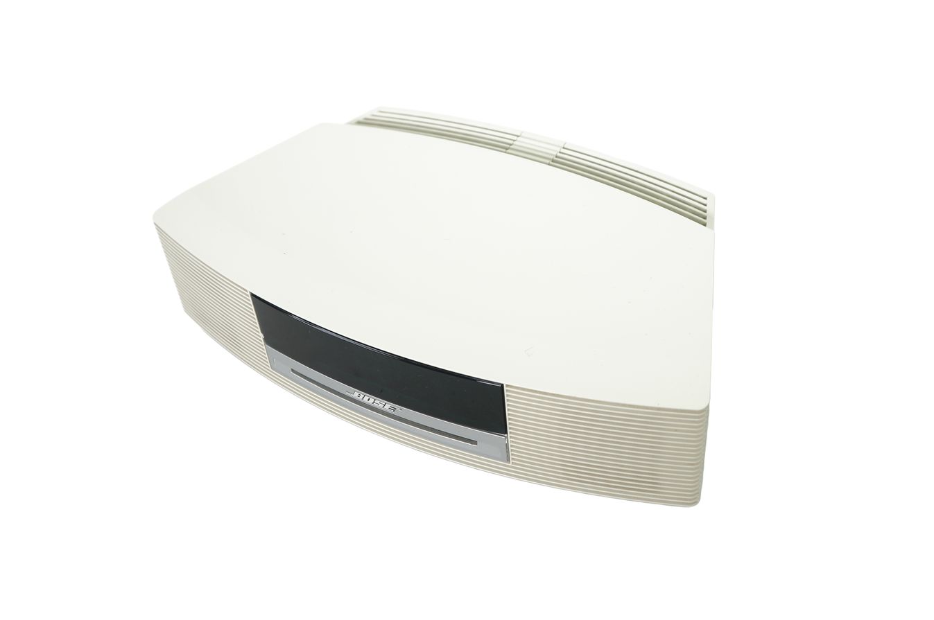 Bose_Wave_Music_System_AWRCC4_Weiss_09_result