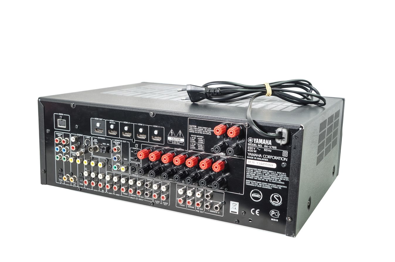 Yamaha_RX-V765_Digital_7.1_Heimkino_AV_Receiver_Schwarz_06_result