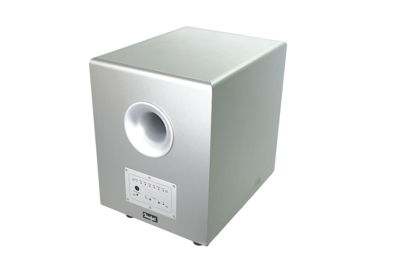 Teufel_Concept_E_Magnum_Power_Edition_Subwoofer_Aktiv_Silber_07_result