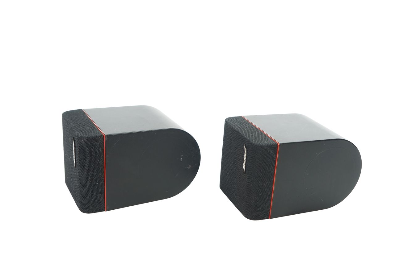 2x_Bose_Einzelcubes_Lautsprecher_Boxen_Series_II_mit_roten_Rand_05_result
