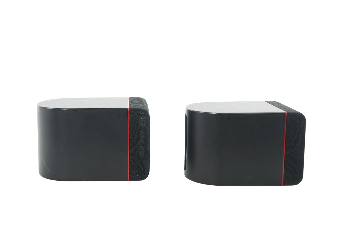 2x_Bose_Einzelcubes_Lautsprecher_Boxen_Series_II_mit_roten_Rand_02_result