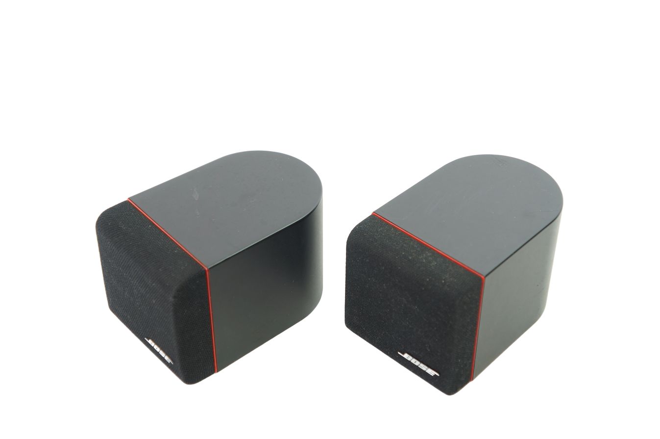 2x_Bose_Einzelcubes_Lautsprecher_Boxen_Series_II_mit_roten_Rand_04_result