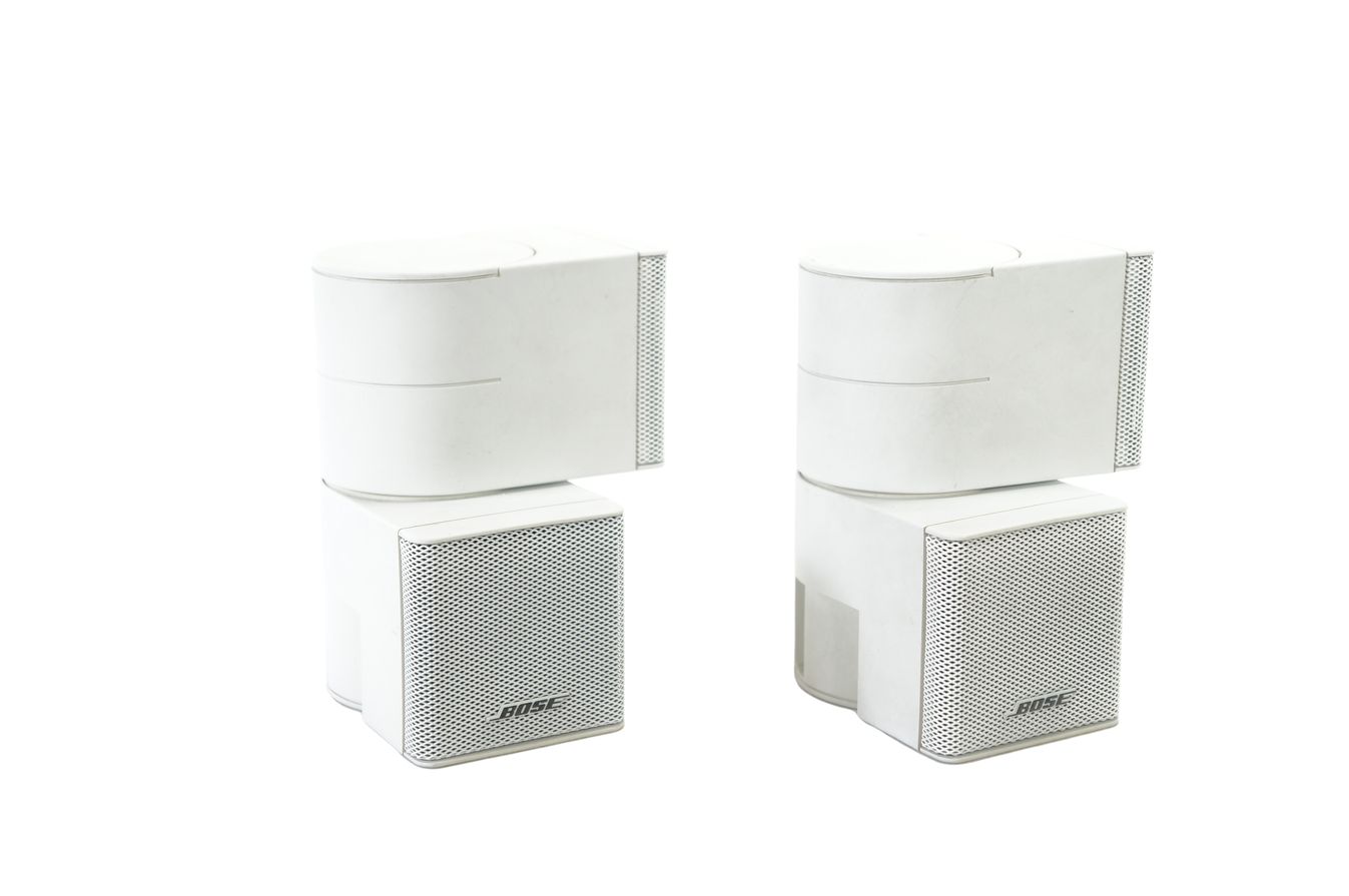 2x_Bose_Jewel_Cubes_Boxen_Satelliten_Lautsprecher_Weiss_02_result