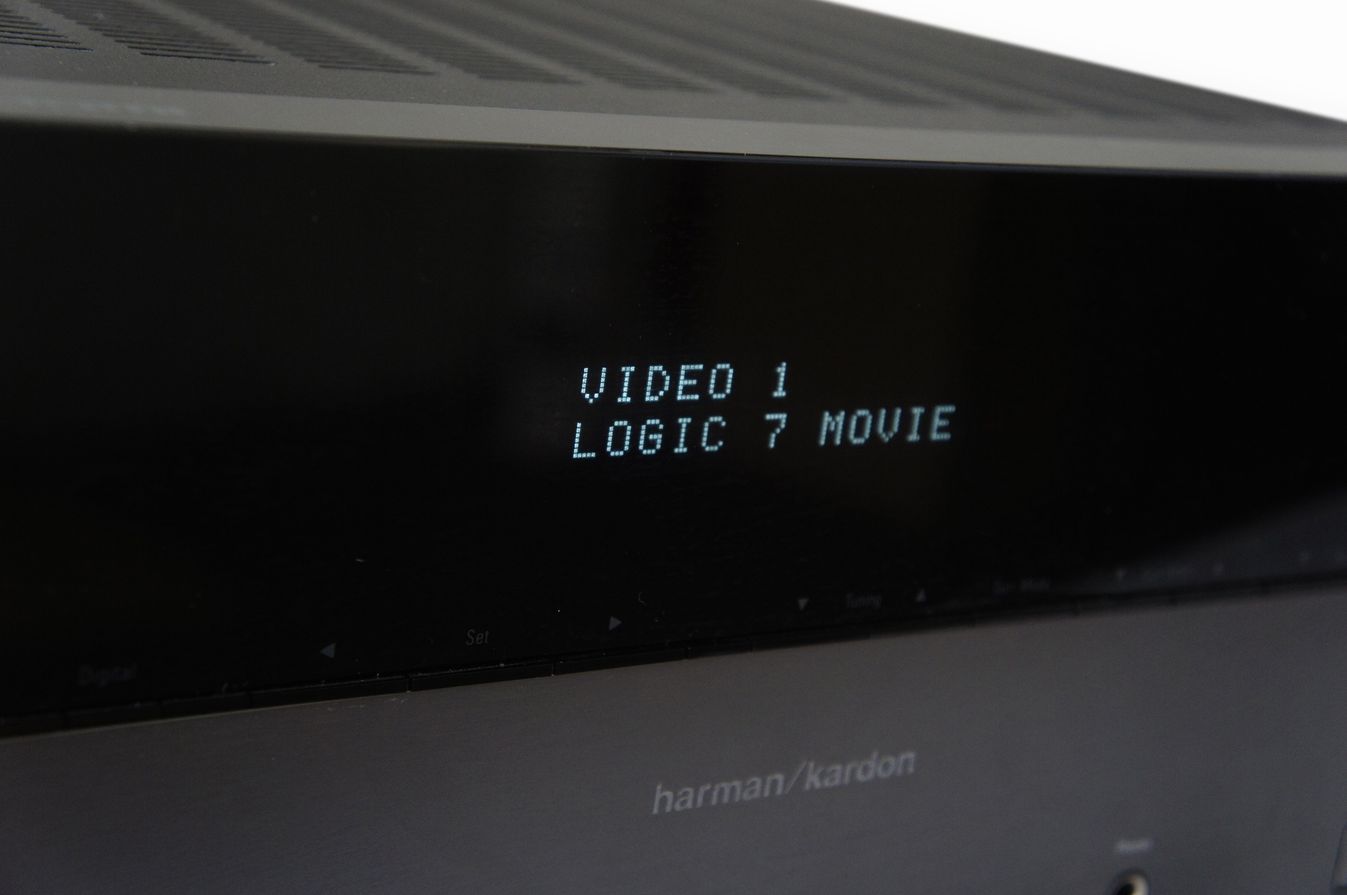 Harman_Kardon_AVR_158_158-230_5.1_AV_Receiver_Schwarz_02_result