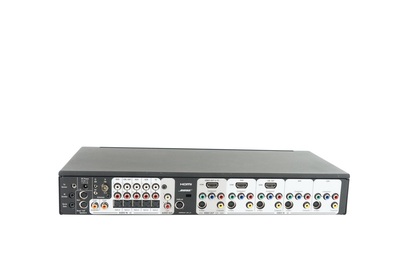 Bose_Media_Center_MC1_Steuerkonsole_Lifestyle_V10_V30_V20_05_result