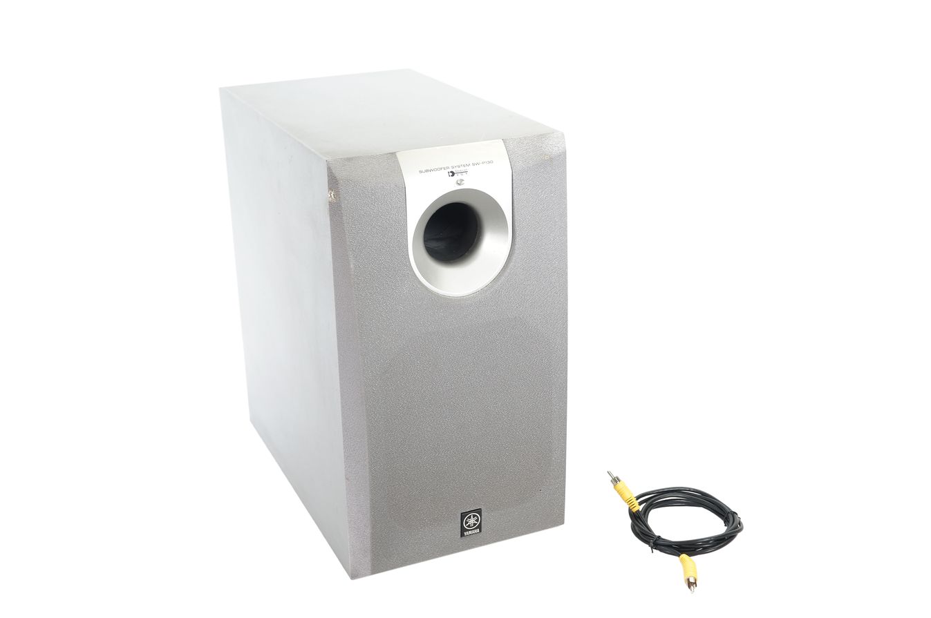 Yamaha_SW-P130_Subwoofer_Aktiv_Silber_02_result
