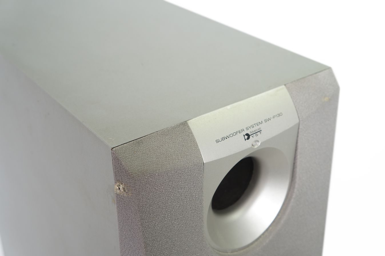 Yamaha_SW-P130_Subwoofer_Aktiv_Silber_07_result