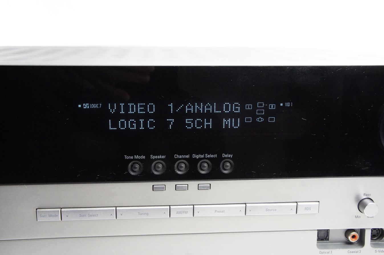 Harman_Kardon_AVR_130_Stereo_Receiver_Silber_02_result_azBsFUM