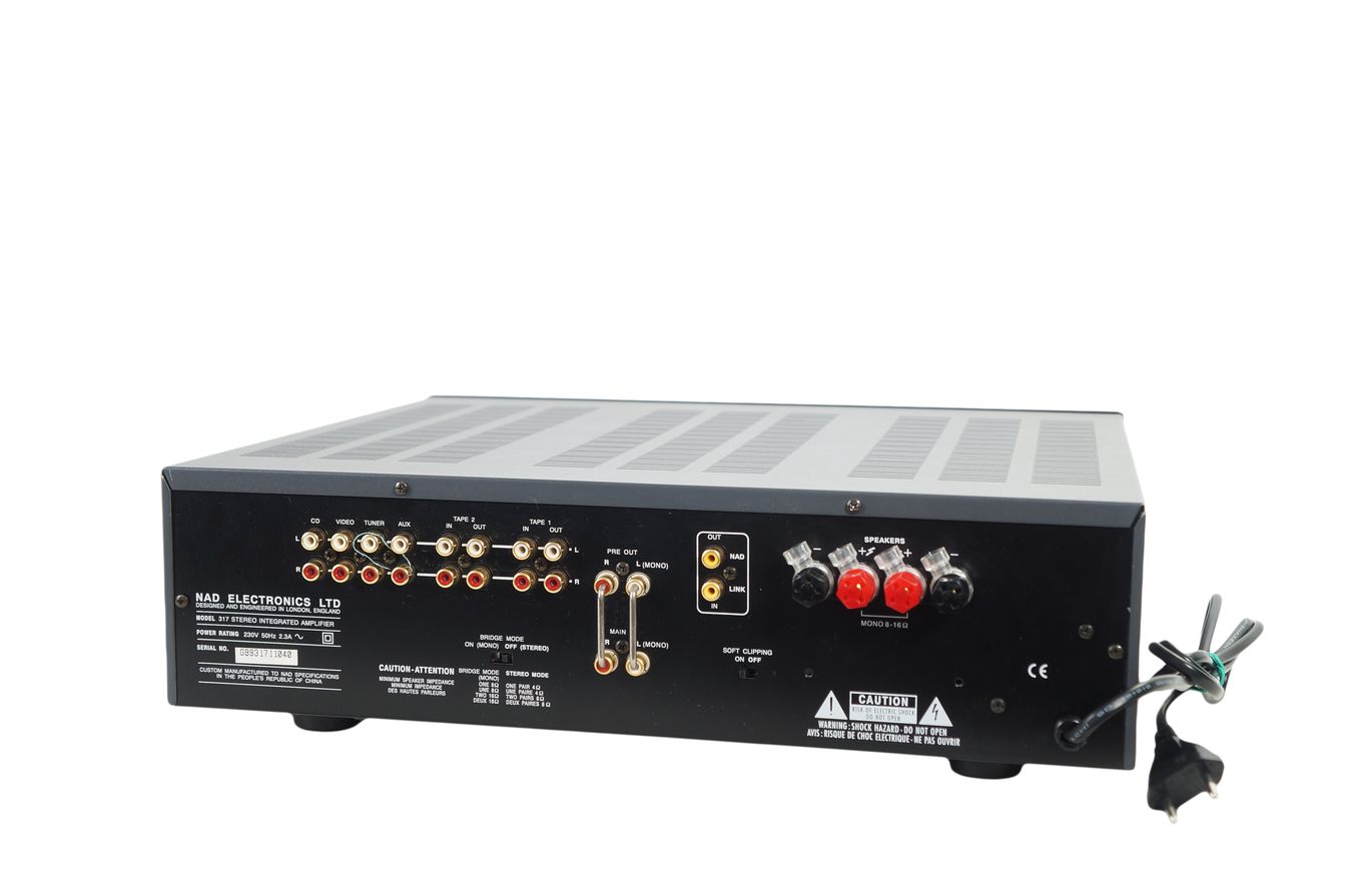 NAD_Electronics_LTD_Model_317_Stereo_Integrated_Applifier_06_result