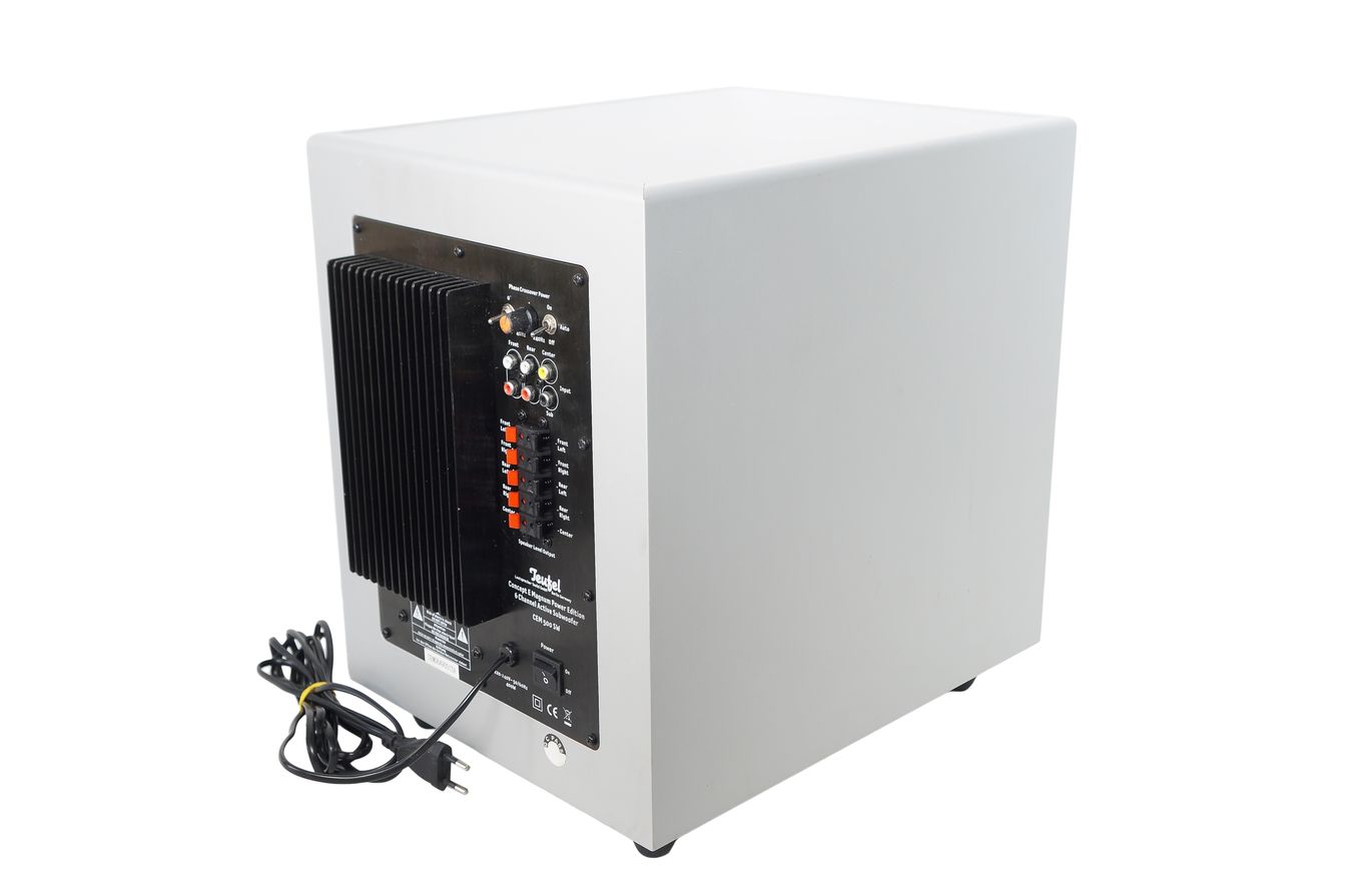 Teufel_Concept_E_Magnum_Power_Edition_Subwoofer_Aktiv_Silber_04_result