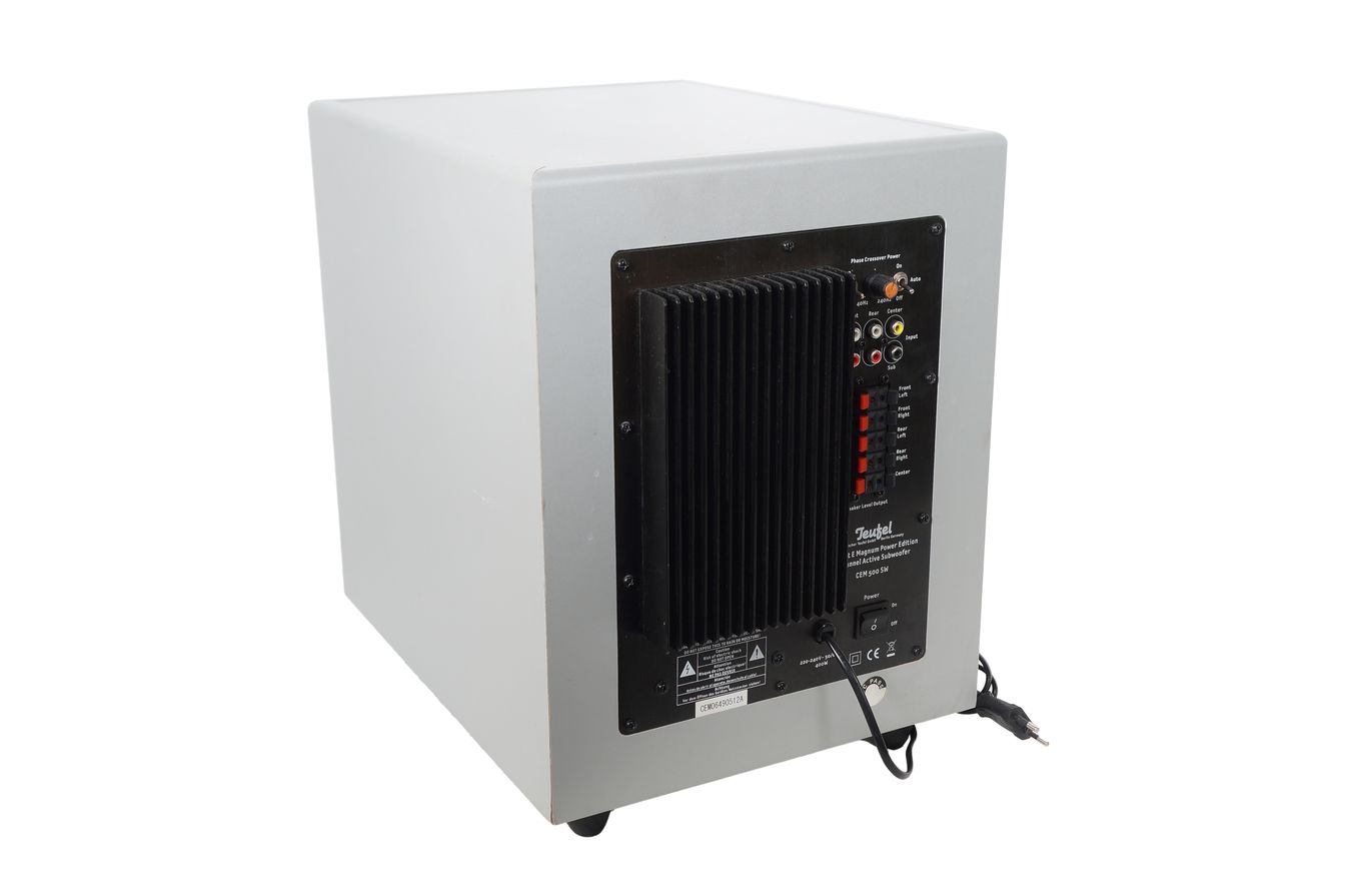 Teufel_Concept_E_Magnum_Power_Edition_Subwoofer_Aktiv_Silber_05_result