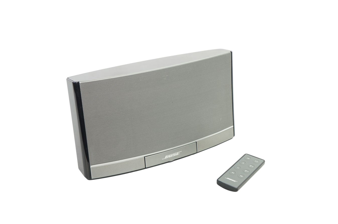 Bose_SoundDock_Portable_Digital_Music_System_02_result