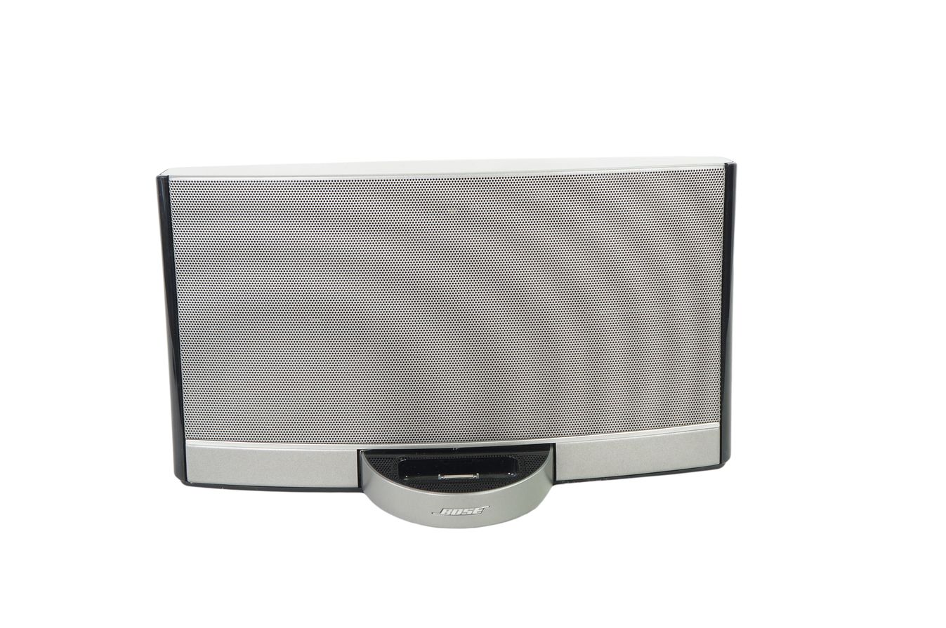 Bose_SoundDock_Portable_Digital_Music_System_05_result
