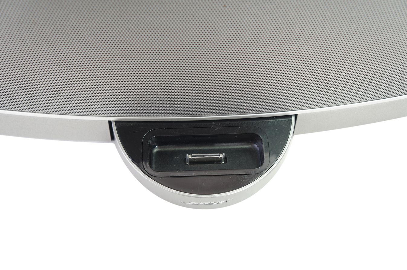 Bose_SoundDock_Portable_Digital_Music_System_06_result