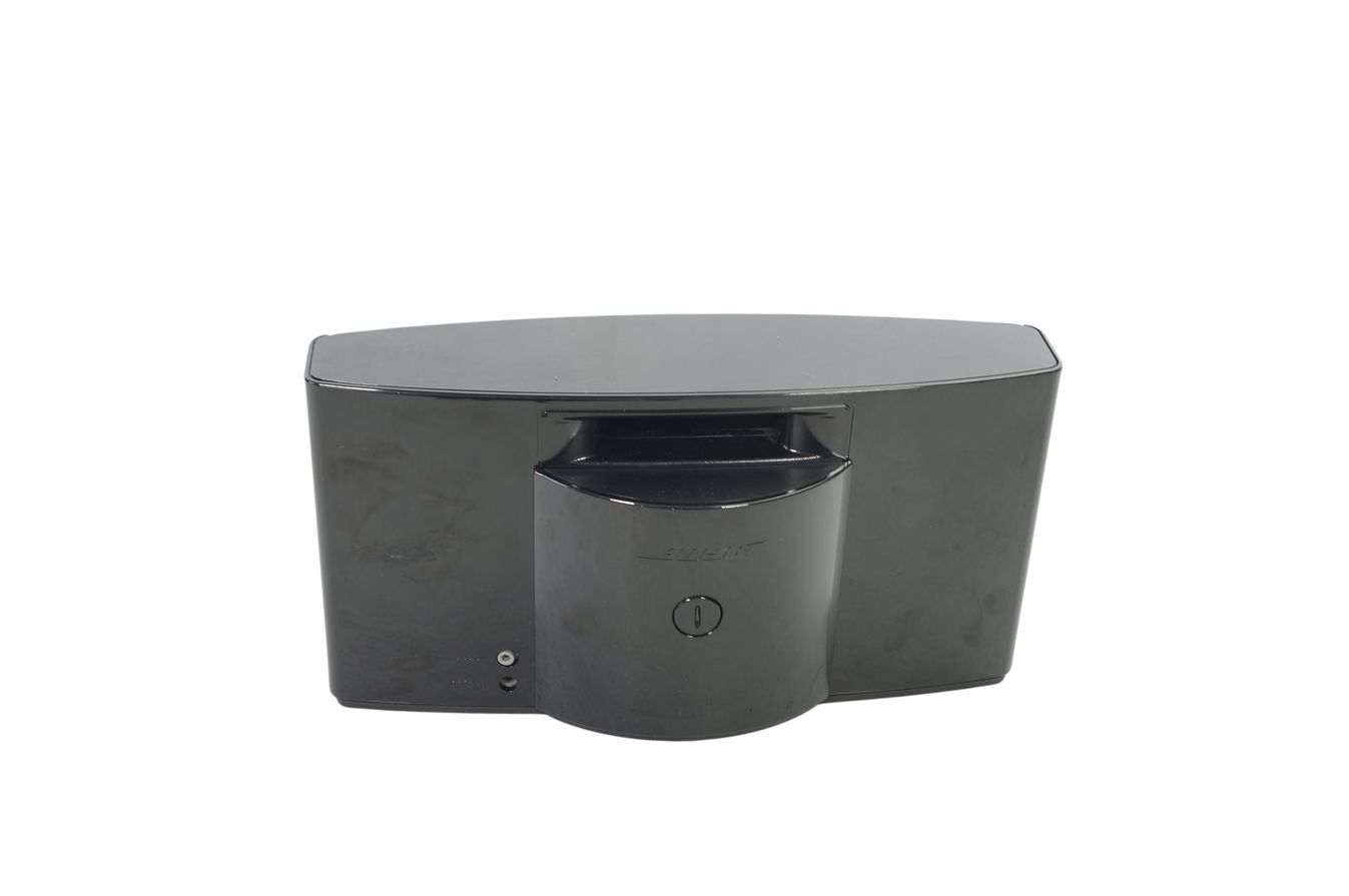 Bose_SoundDock_Portable_Digital_Music_System_08_result