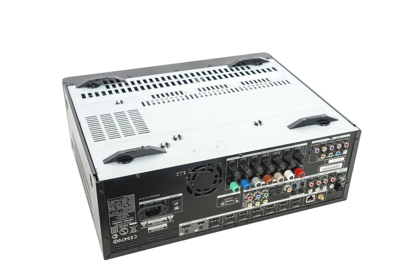 Harman_Kardon_AVR_370-230_AV_Receiver_Schwarz_09_result