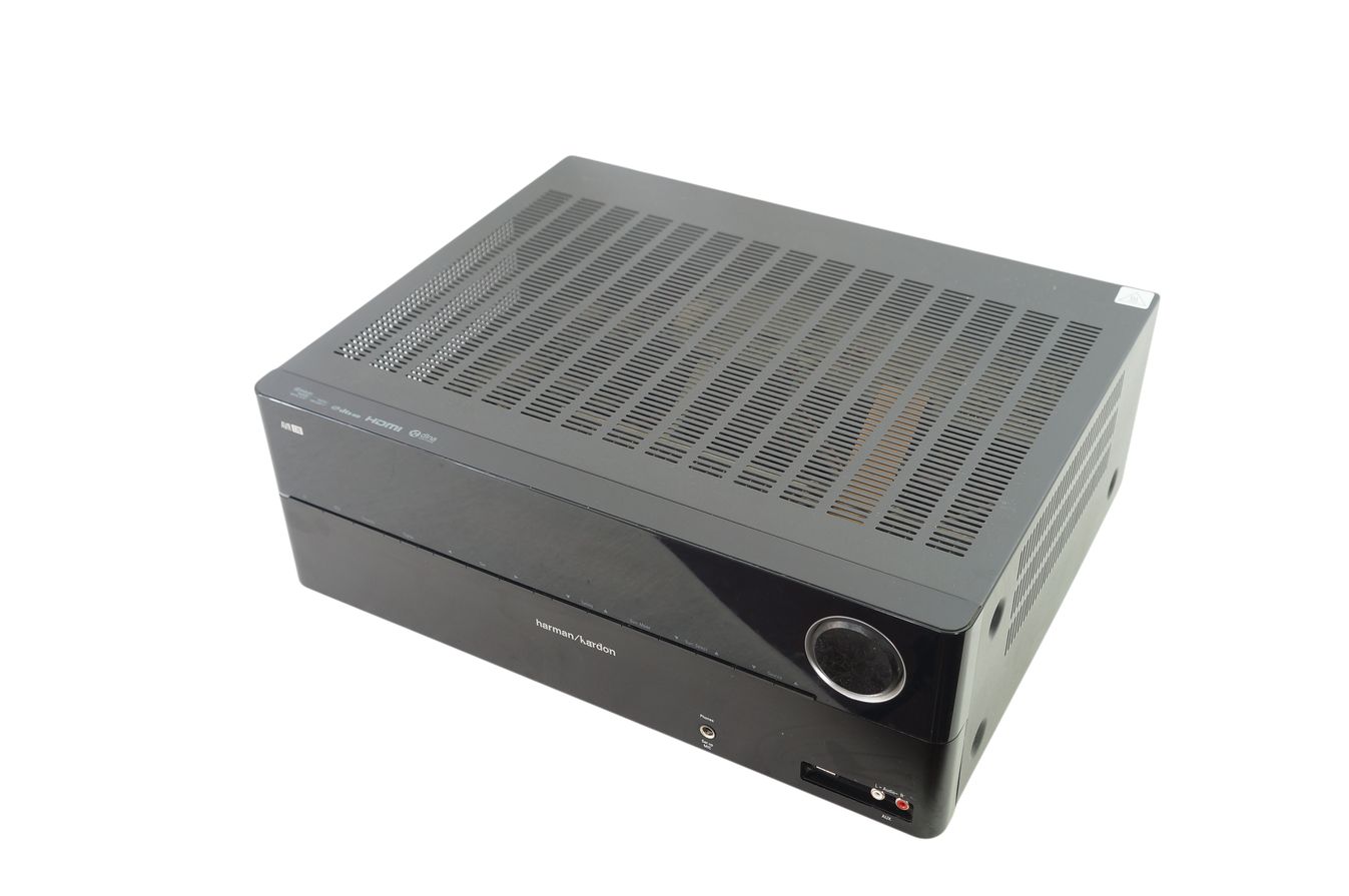 Harman_Kardon_AVR_170_5.1_AV_Receiver_Schwarz_mit_Mikrofon_08_result
