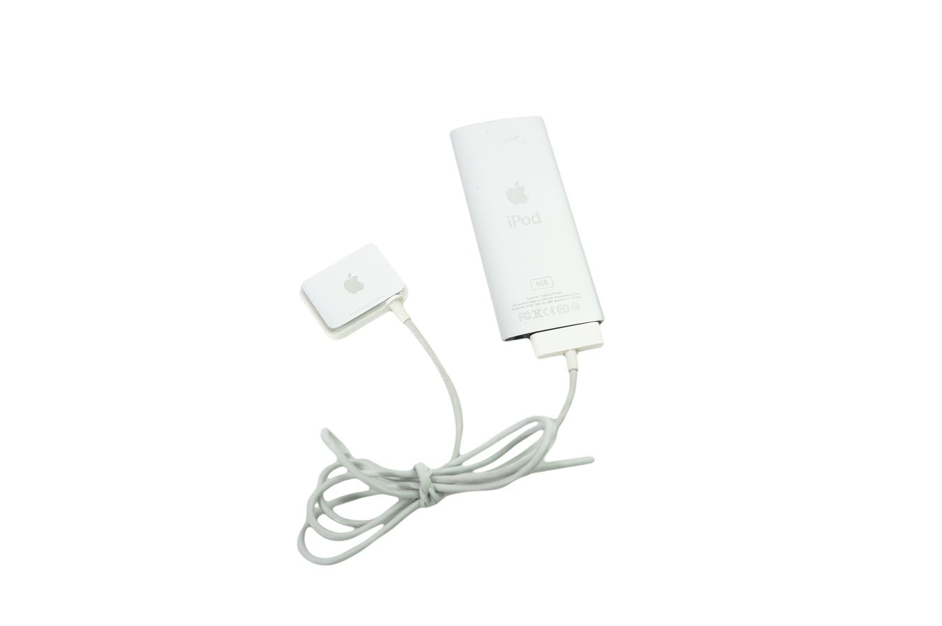Apple_iPod_Nano_4._Generation_8GB_4._Gen_Grau_A1285_08_result