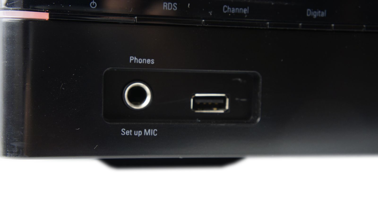 Harman_Kardon_AVR_161S_5.1_AV_Receiver_Schwarz_mit_Mikrofon_02